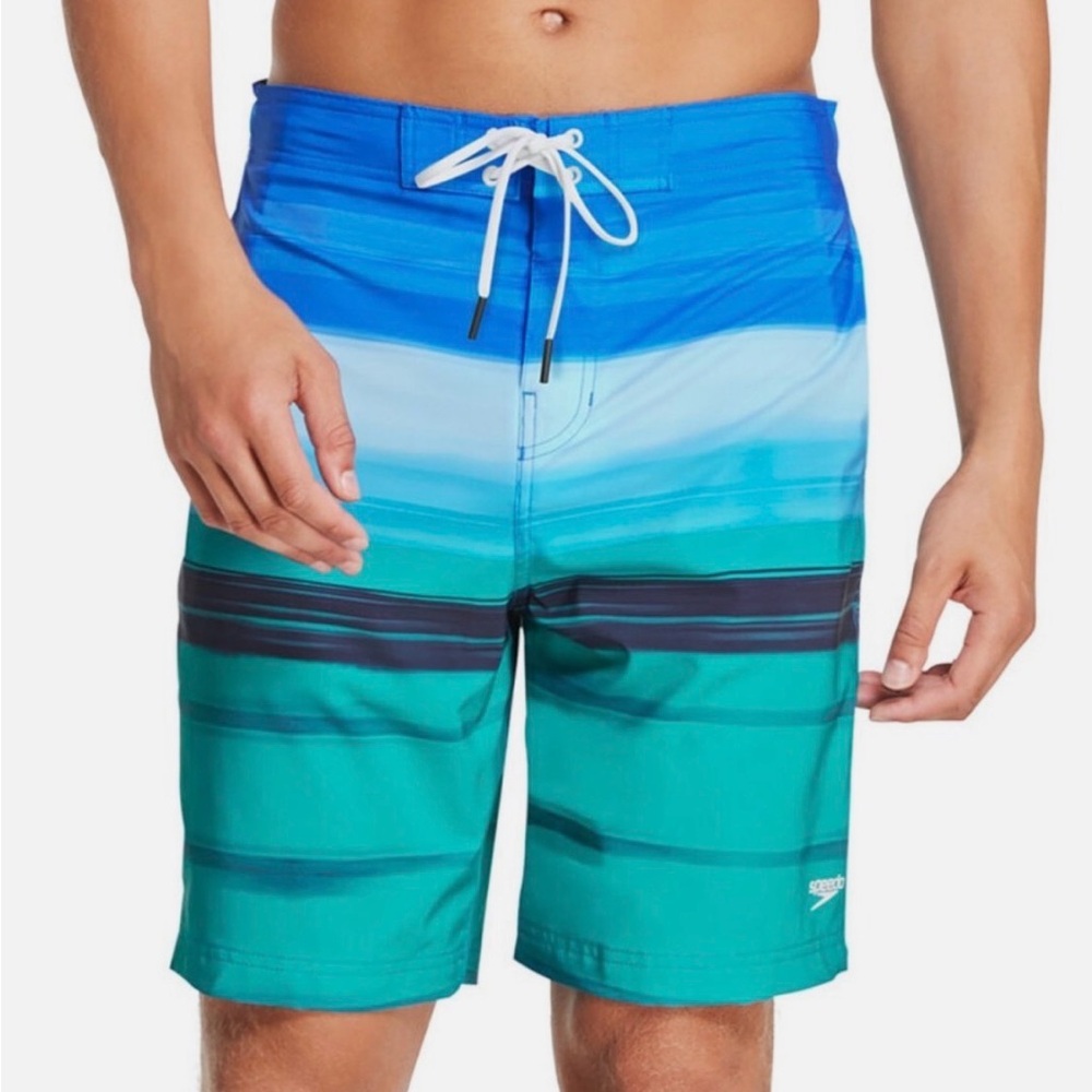 Speedo Men's Ombré Gradient Stripe Stretch Board Shorts Blue